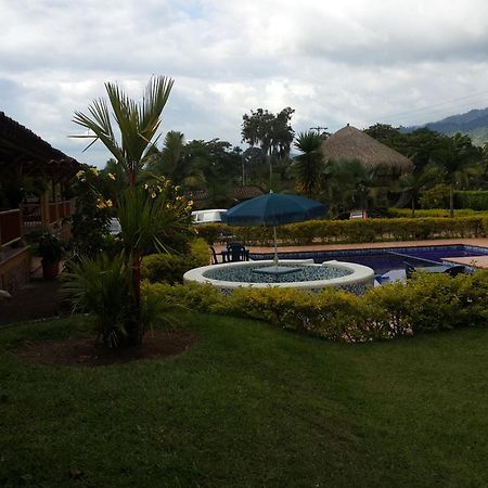 Finca El Diamante Villa Calarca Exterior photo