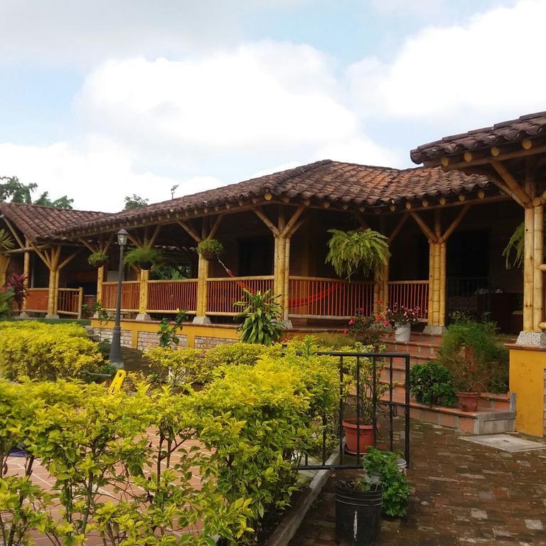 Finca El Diamante Villa Calarca Exterior photo
